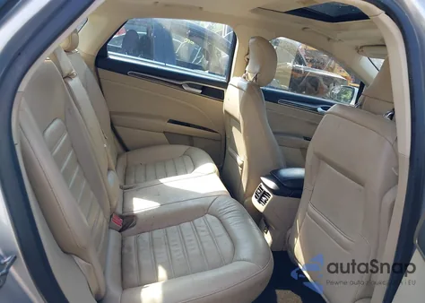 2014 Ford Fusion Se z USA, uszkodzony, nr VIN 3FA6P0HD0ER251451